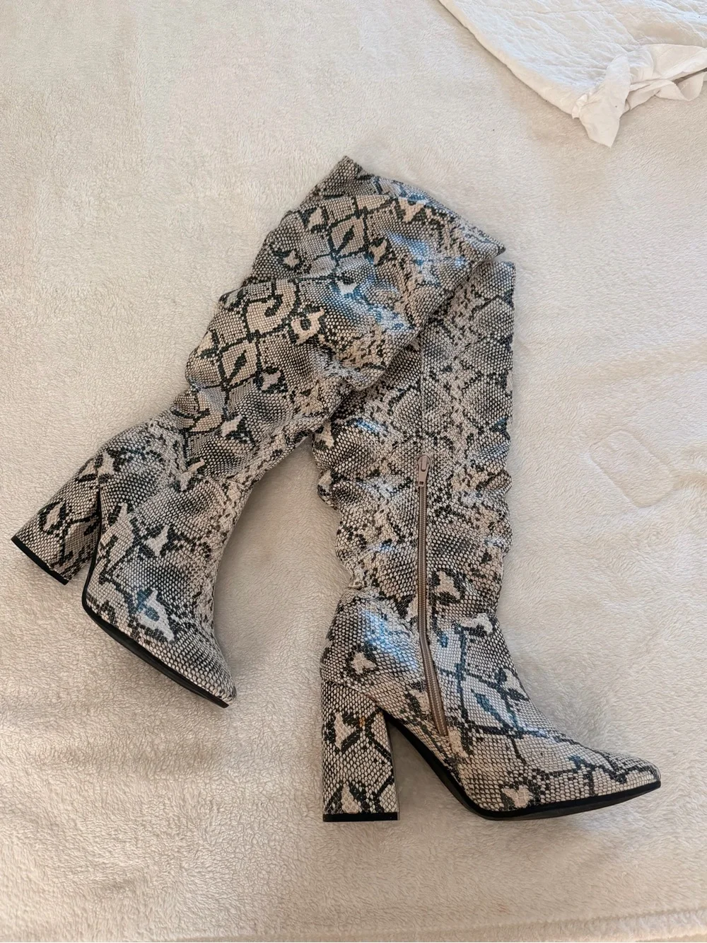 Snake-Print Knee-High Boots - Women's Neutral Fashion Boots 8.5